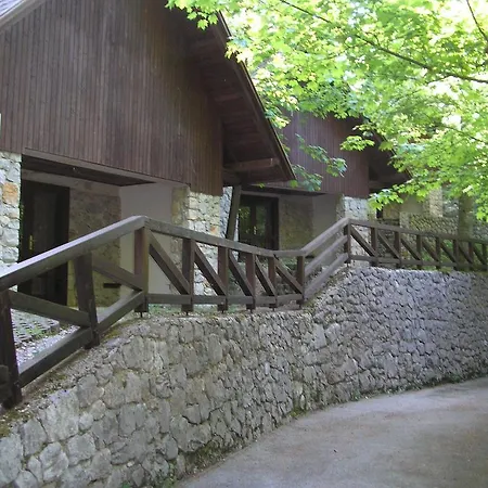 Camping Pivka Jama 2*
