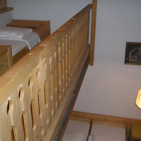 Pivka Jama Kamp alanı 2*