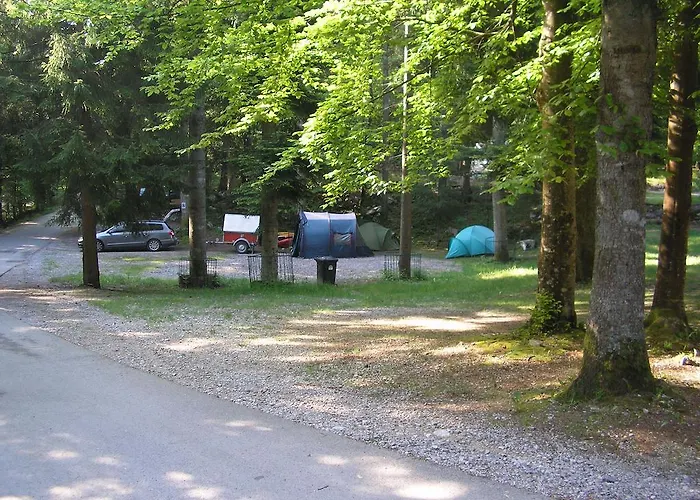 Camping Pivka Jama 2* Postojna