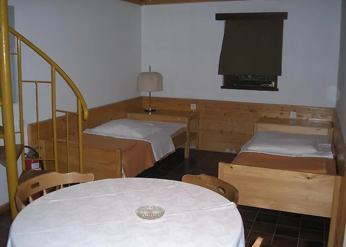 Camping Pivka Jama Kamp 2*